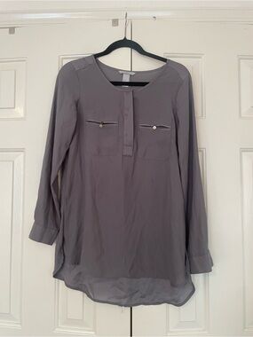 H&M Gray Long-Sleeve Tunic with Chest Pockets